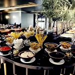 Luxury Premium Finese